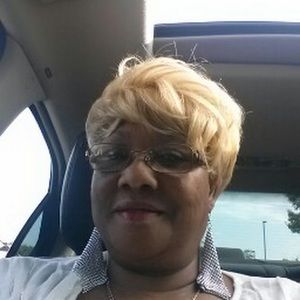 Meet your Posher, Earnestine